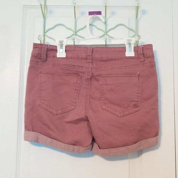 Shorts - Picture 2 of 3